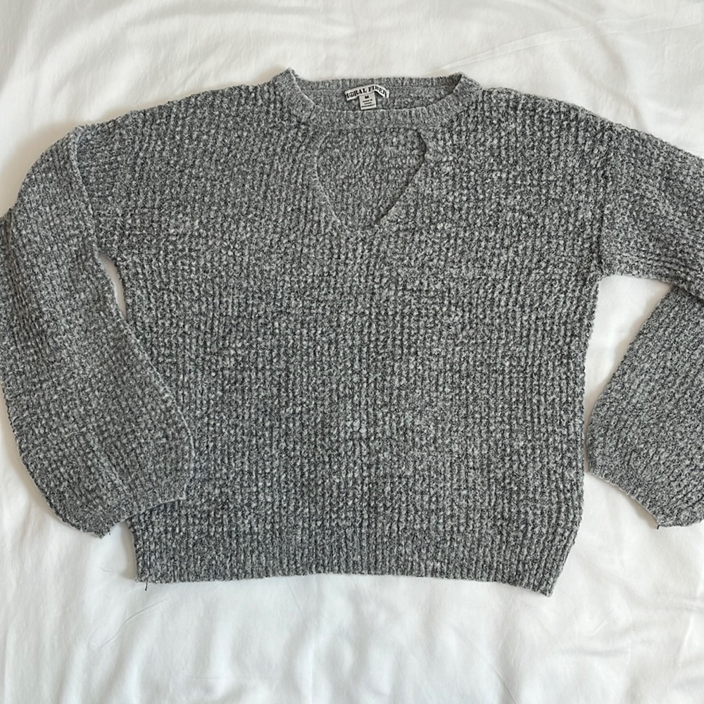 Gray, knitted pull over sweater top.